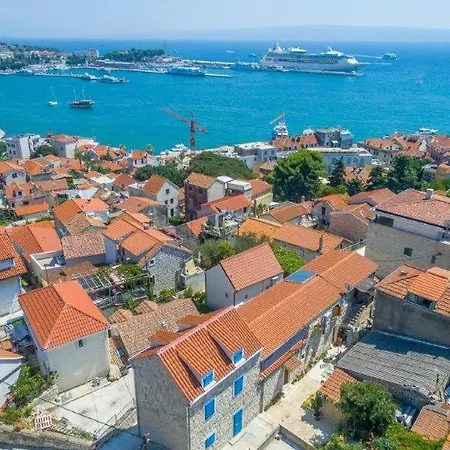 Luxury View Marjan Konukevi 4*
