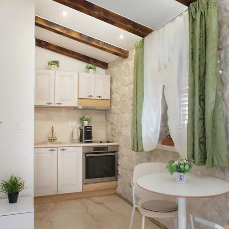 Luxury View Marjan Σπλιτ