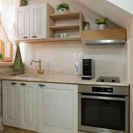 Luxury View Marjan 4*