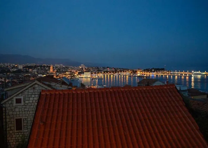 Gostinjska kuća Luxury View Marjan 4*