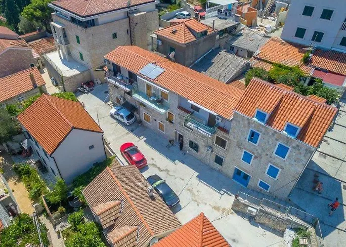Gostinjska kuća Luxury View Marjan 4*