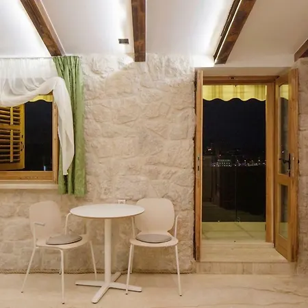 Luxury View Marjan Pensjonat 4*